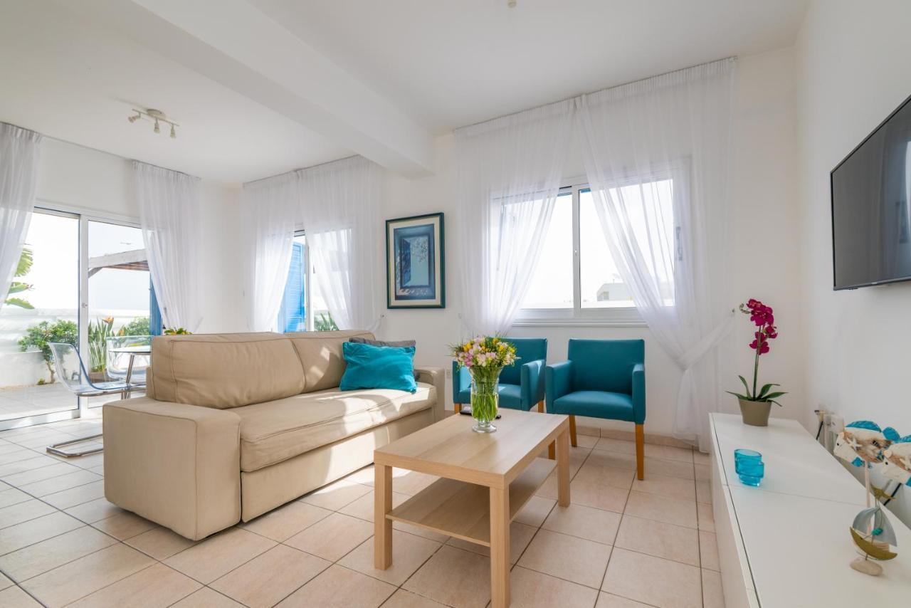 פרוטאראס Narcissos Bay View Villa מראה חיצוני תמונה